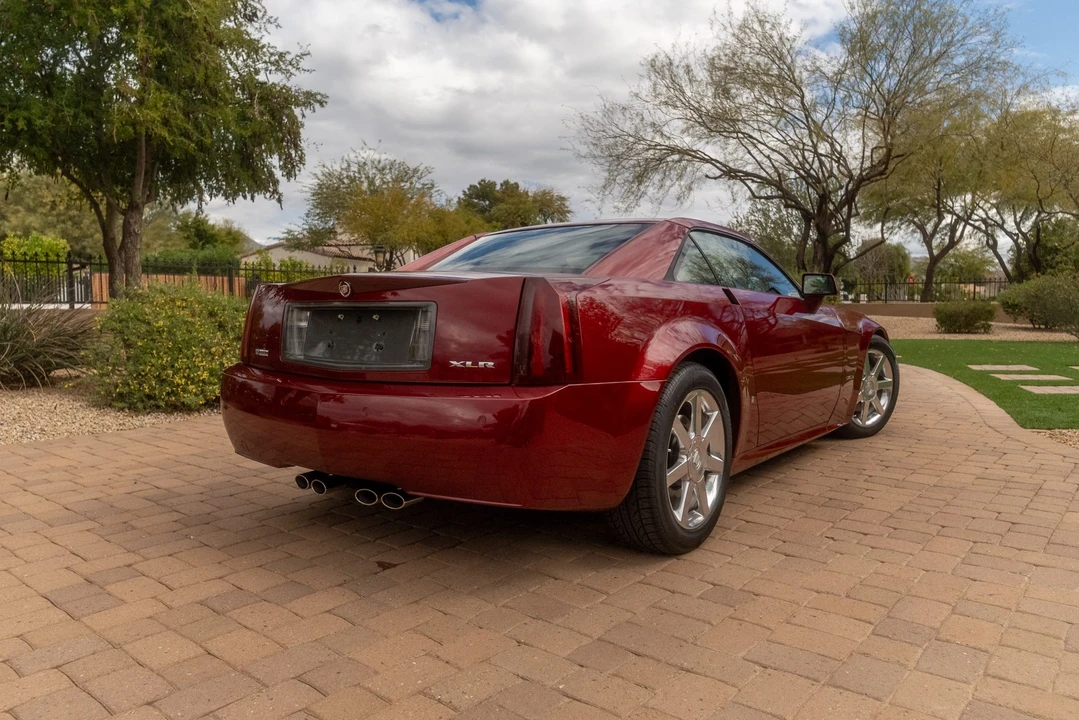 2006 Cadillac XLR - Image 9 of 31