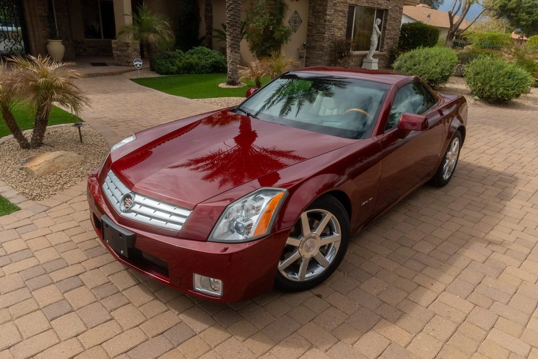 2006 Cadillac XLR - Image 14 of 31