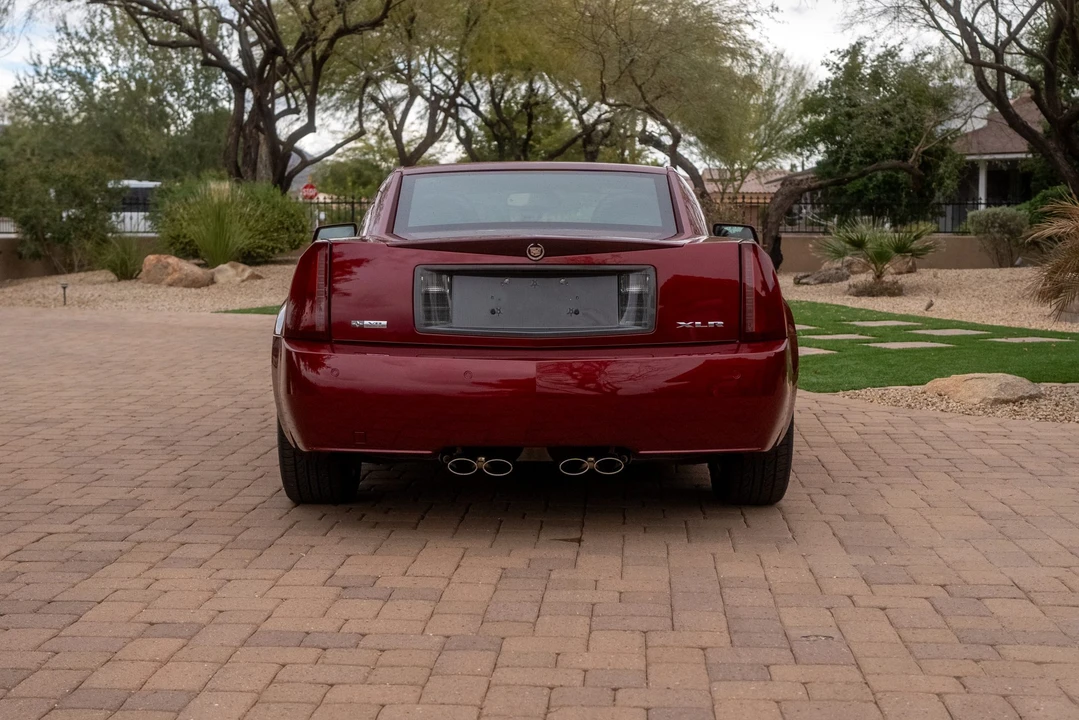 2006 Cadillac XLR - Image 23 of 31