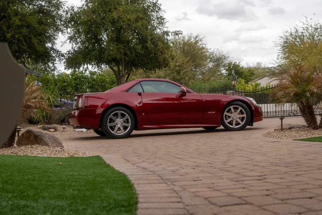 2006 Cadillac XLR - Image 25 of 31