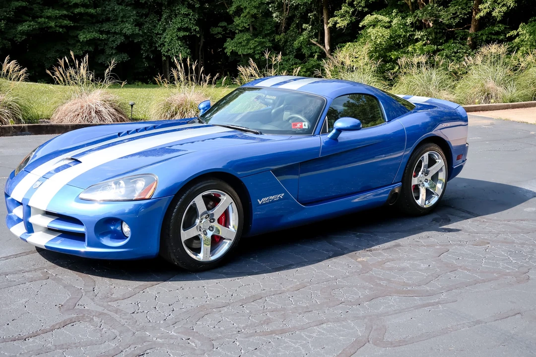 2006 Dodge Viper 3rd Gen - Image 2 of 31