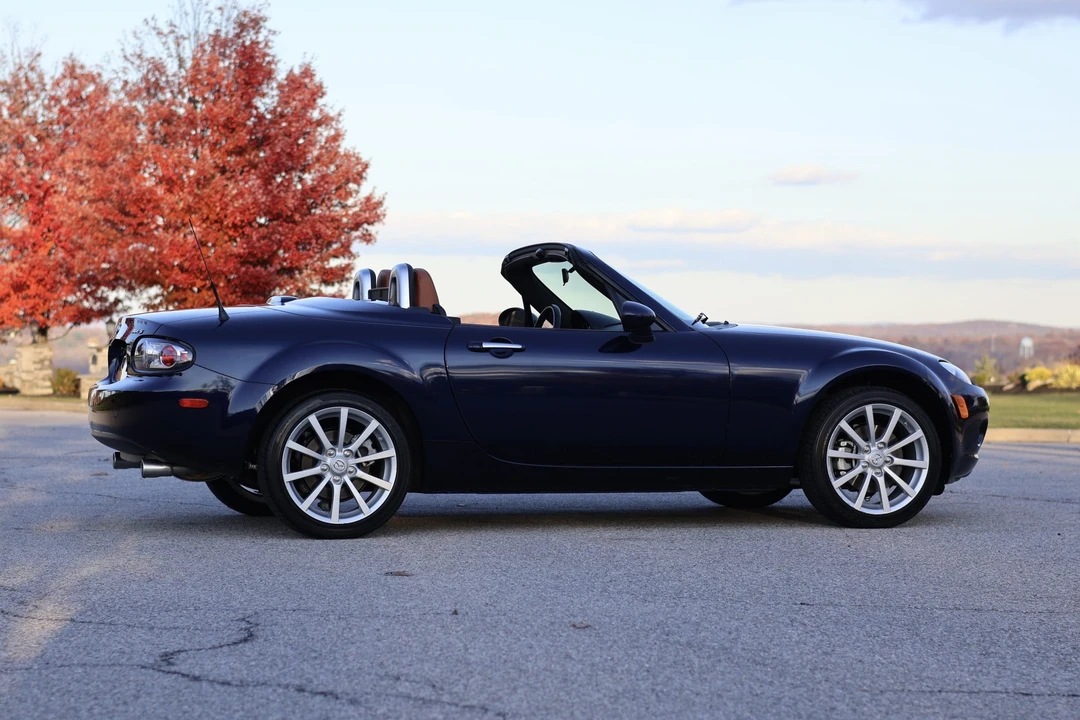 2008 Mazda NC MX-5 Miata - Image 8 of 31