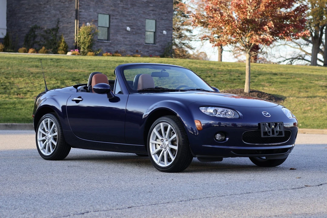 2008 Mazda NC MX-5 Miata - Image 5 of 31