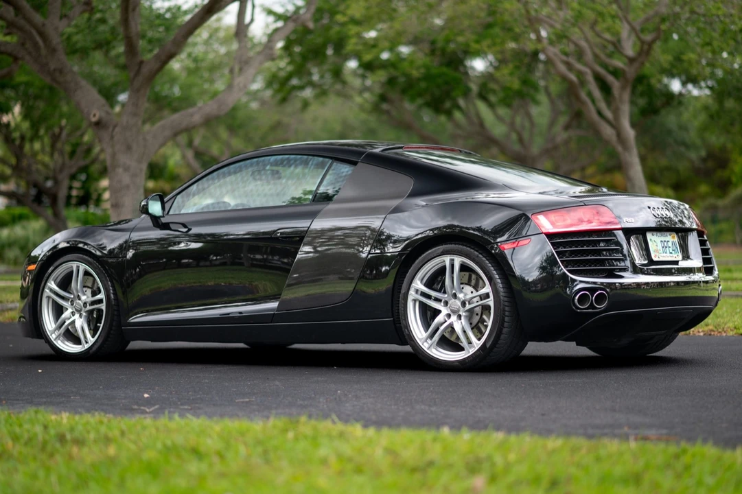 2009 Audi 42 R8 - Image 14 of 31