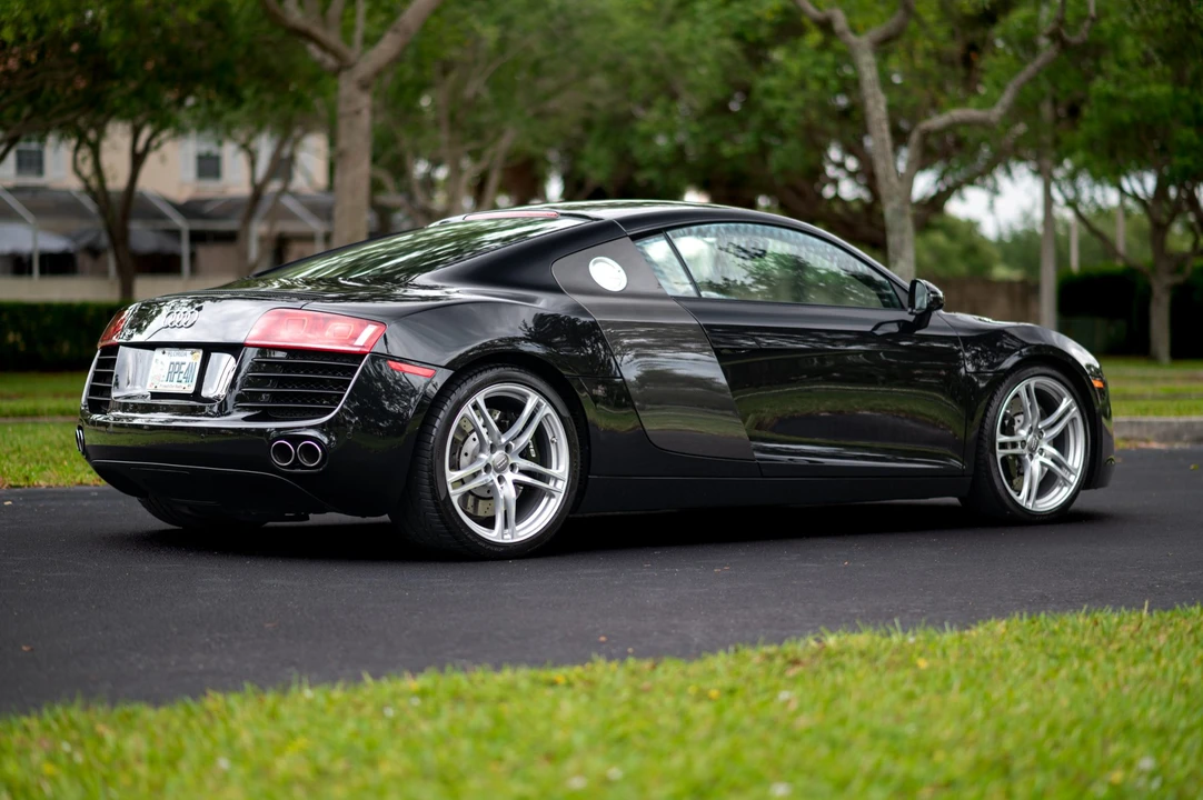 2009 Audi 42 R8 - Image 10 of 31
