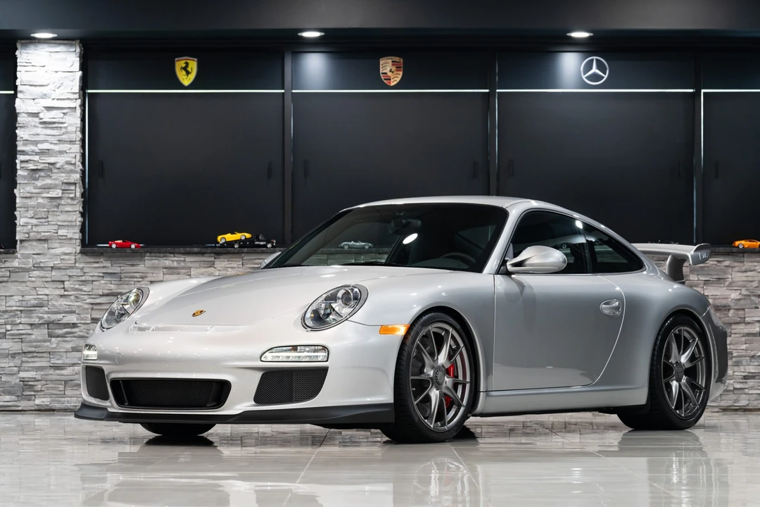 2010 Porsche 997 GT3 - Image 4 of 31