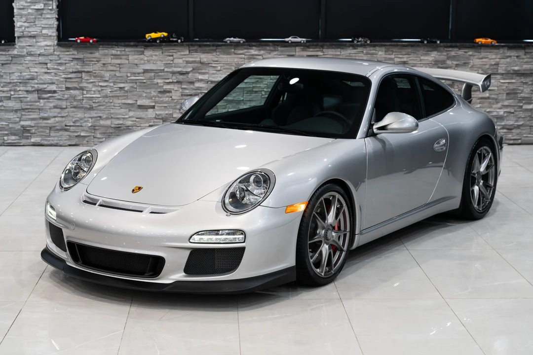 2010 Porsche 997 GT3 - Image 8 of 31