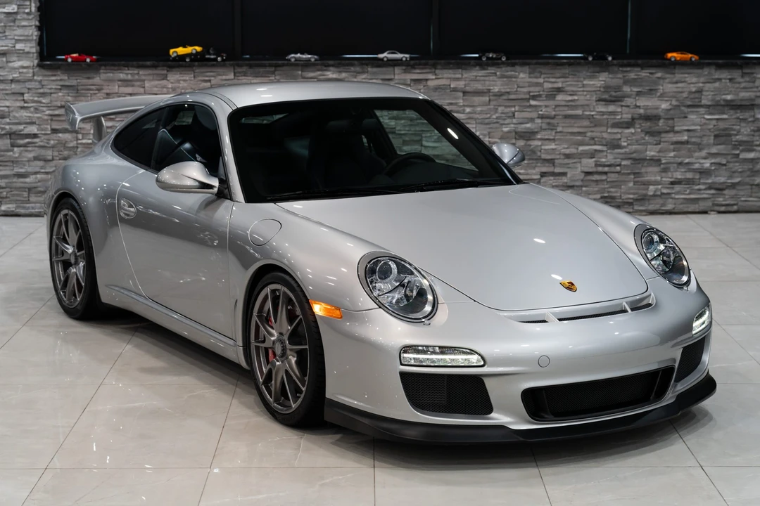 2010 Porsche 997 GT3 - Image 21 of 31