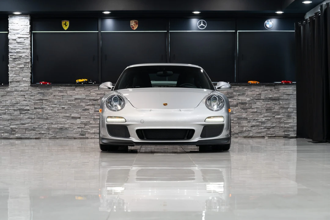 2010 Porsche 997 GT3 - Image 17 of 31