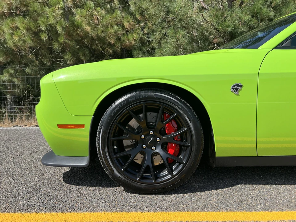 2015 Dodge Challenger SRT Hellcat 3rd Gen - Image 27 of 31