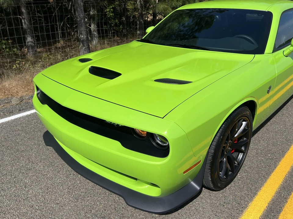 2015 Dodge Challenger SRT Hellcat 3rd Gen - Image 26 of 31