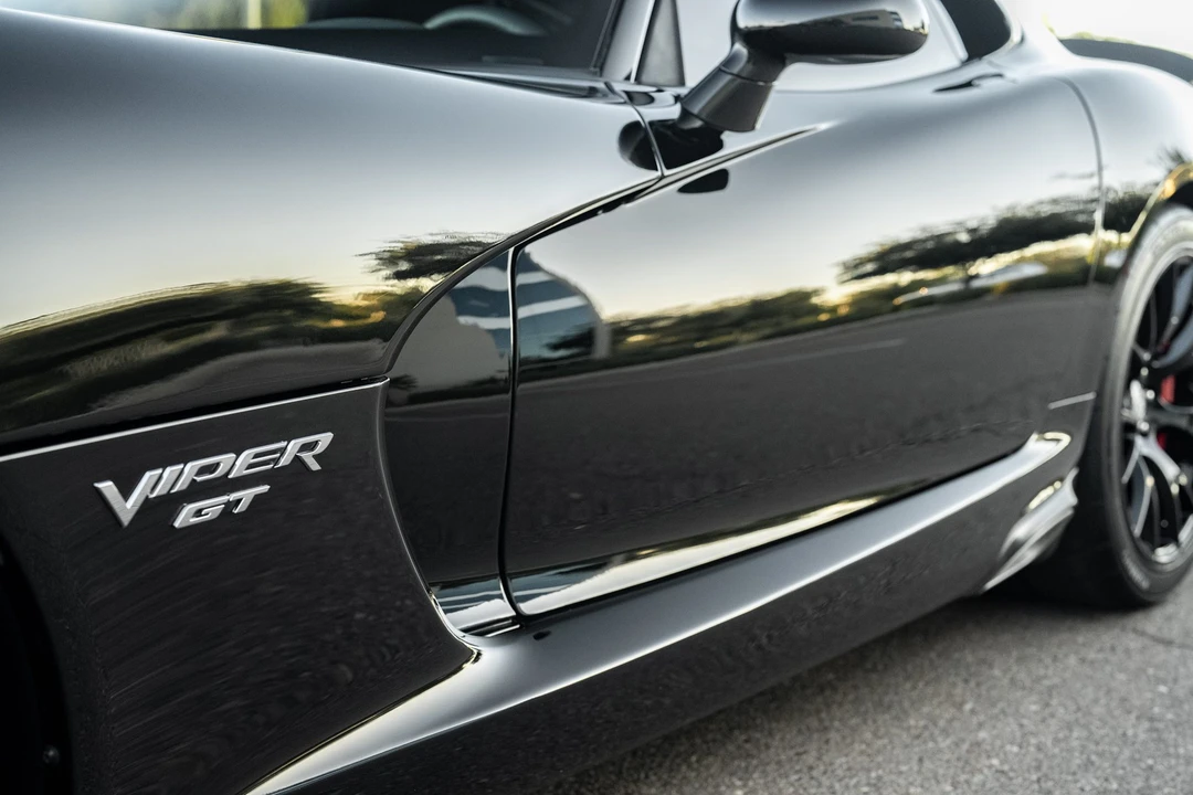 2015 Dodge Viper 5th Gen - Image 24 of 31