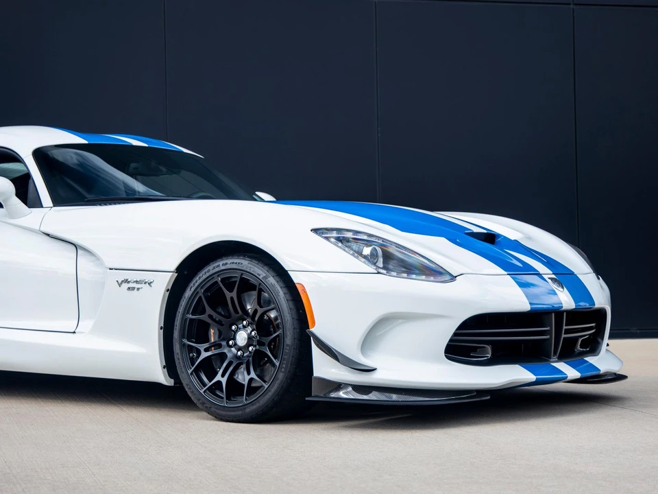 2015 Dodge Viper 5th Gen - Image 20 of 31