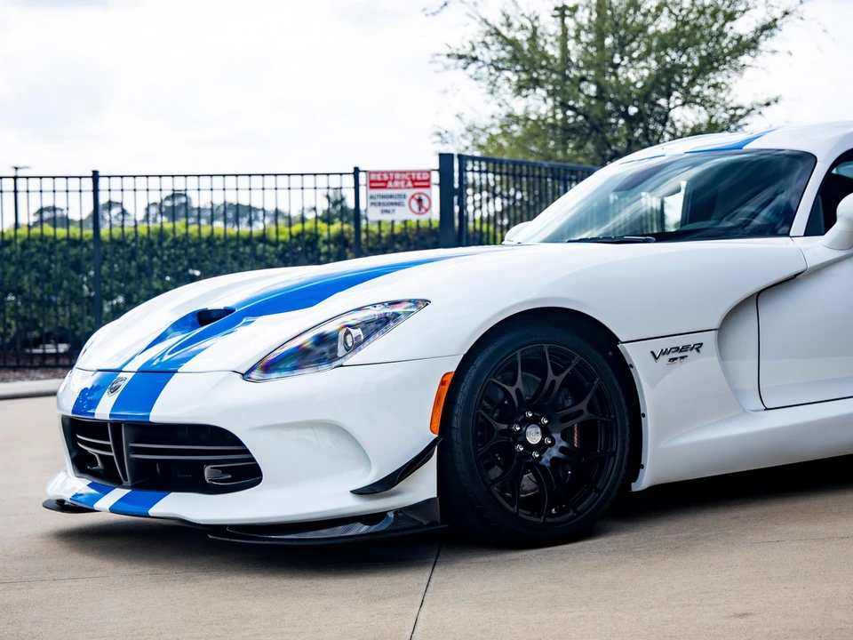 2015 Dodge Viper 5th Gen - Image 27 of 31