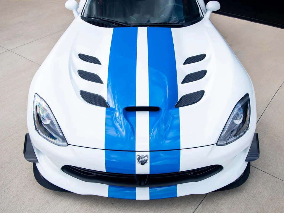 2015 Dodge Viper 5th Gen - Image 15 of 31