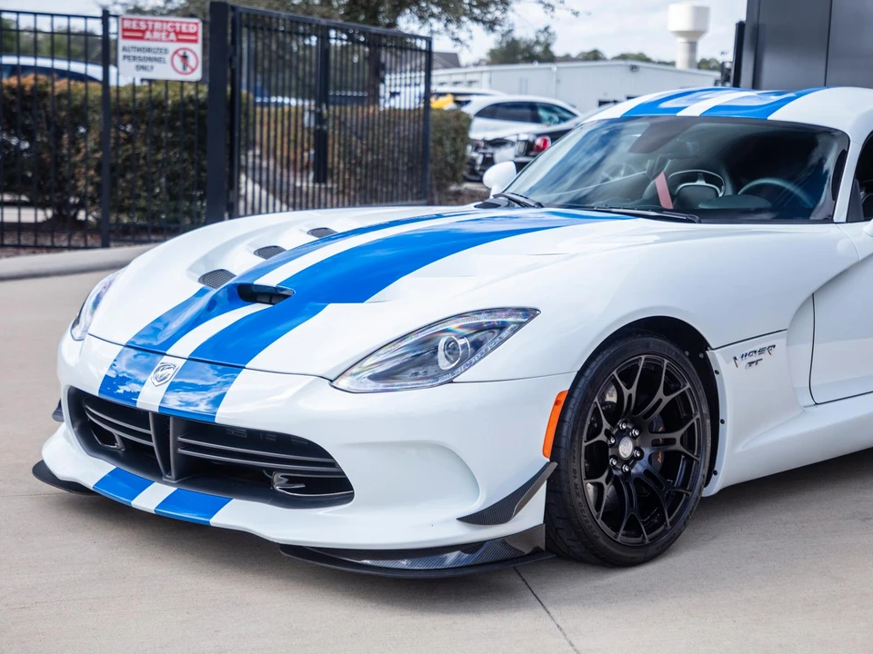 2015 Dodge Viper 5th Gen - Image 26 of 31