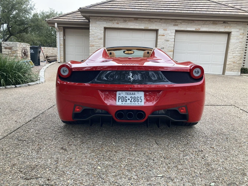 2015 Ferrari 458 Spider - Image 13 of 31