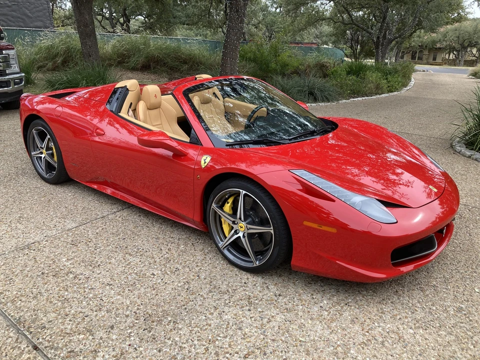 2015 Ferrari 458 Spider - Image 3 of 31