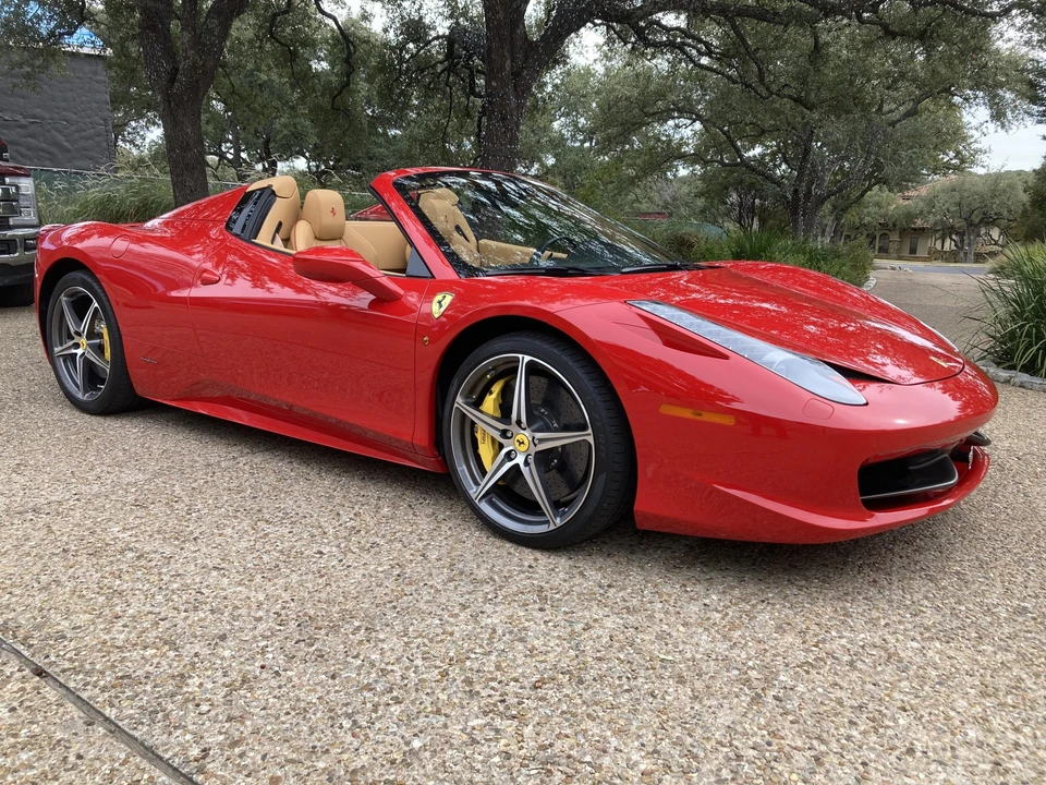 2015 Ferrari 458 Spider - Image 4 of 31