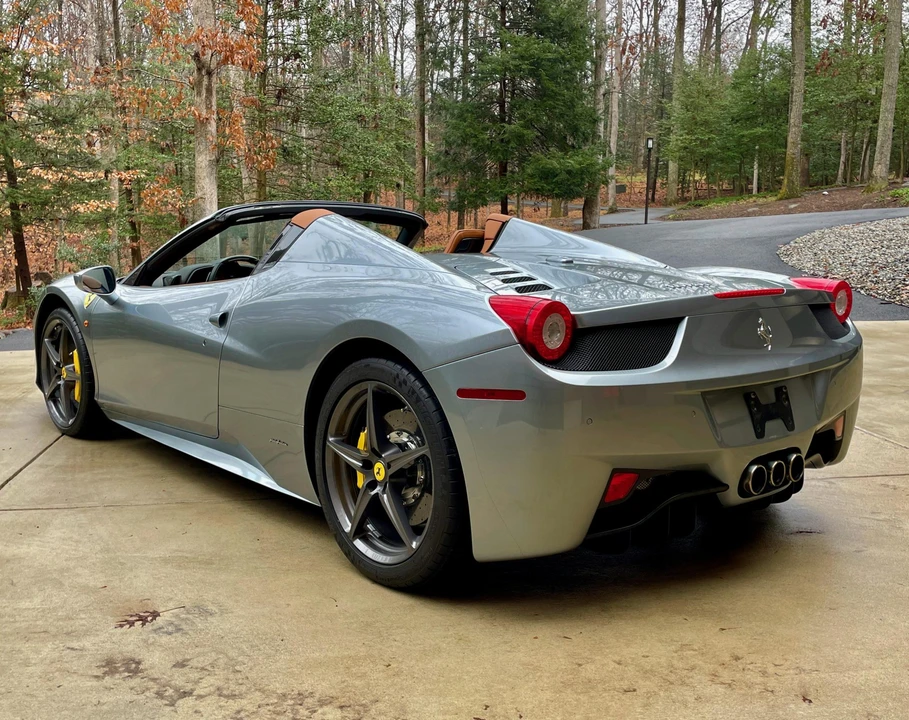 2015 Ferrari 458 Spider - Image 5 of 31
