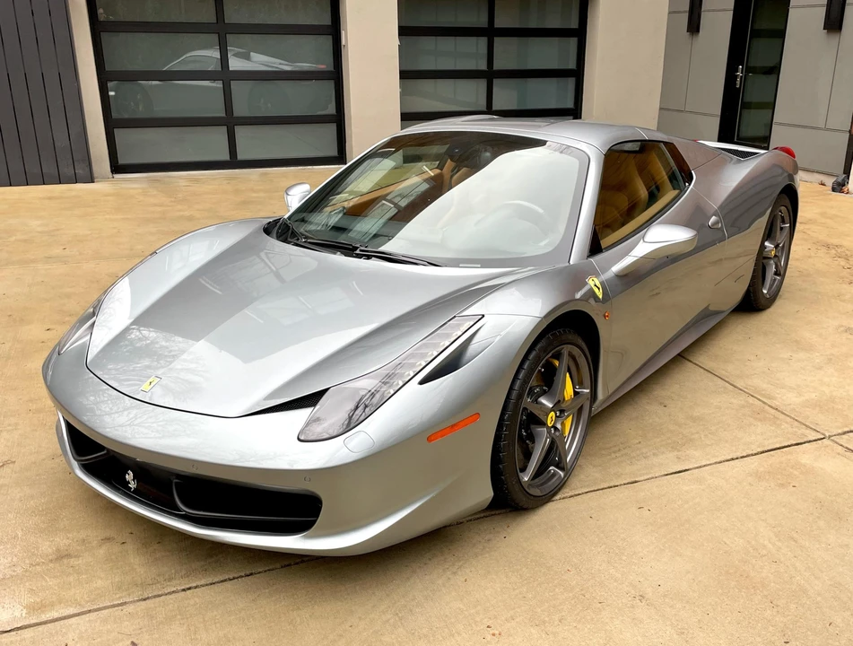 2015 Ferrari 458 Spider - Image 14 of 31