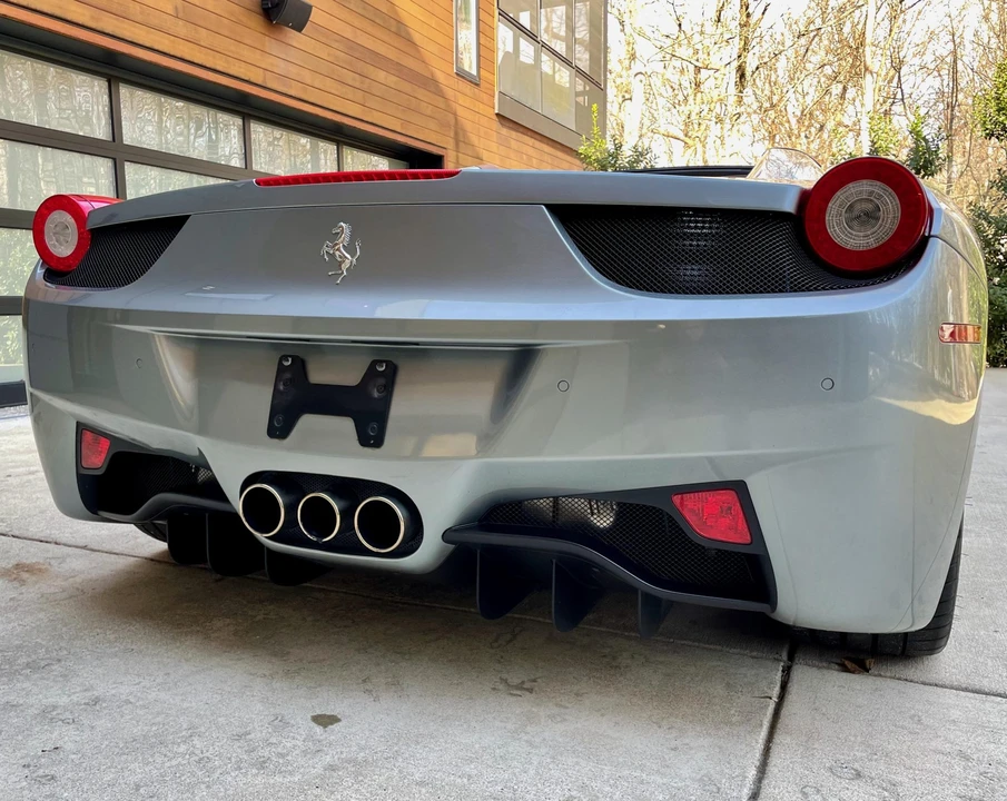 2015 Ferrari 458 Spider - Image 8 of 31