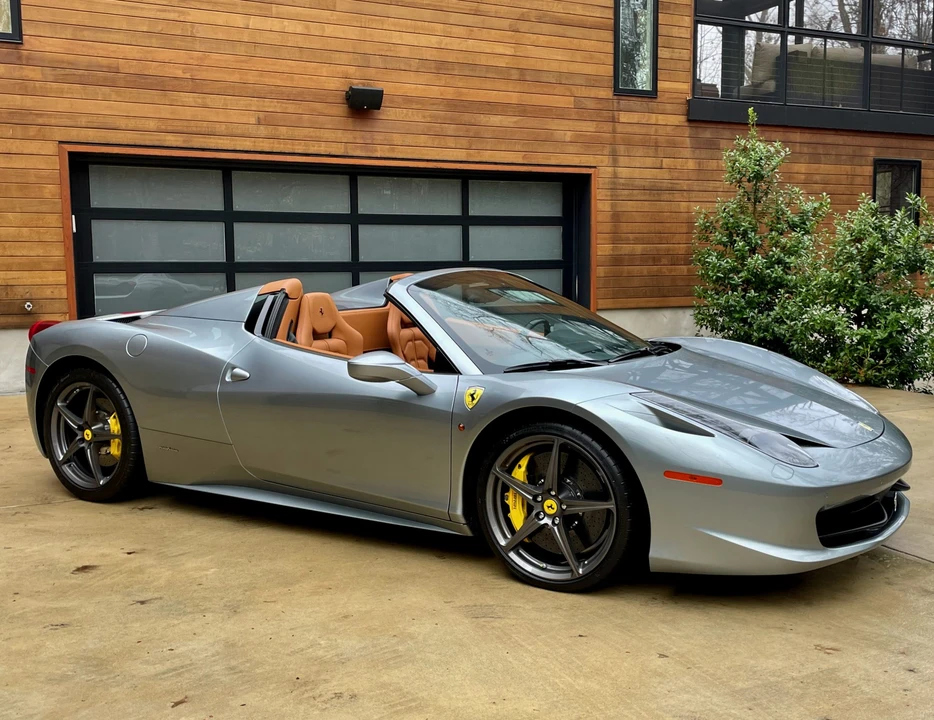 2015 Ferrari 458 Spider - Image 2 of 31