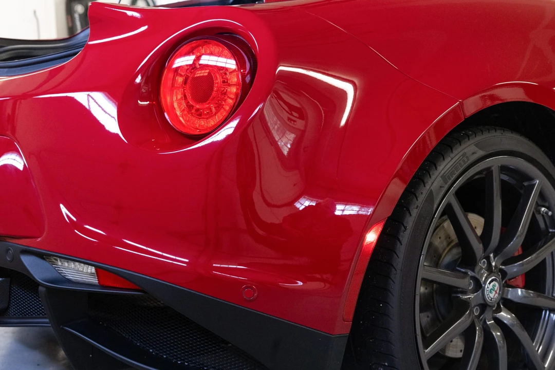 2017 Alfa Romeo 4C Coupe - Image 17 of 31
