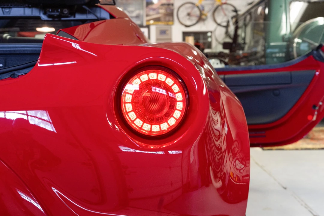 2017 Alfa Romeo 4C Coupe - Image 15 of 31