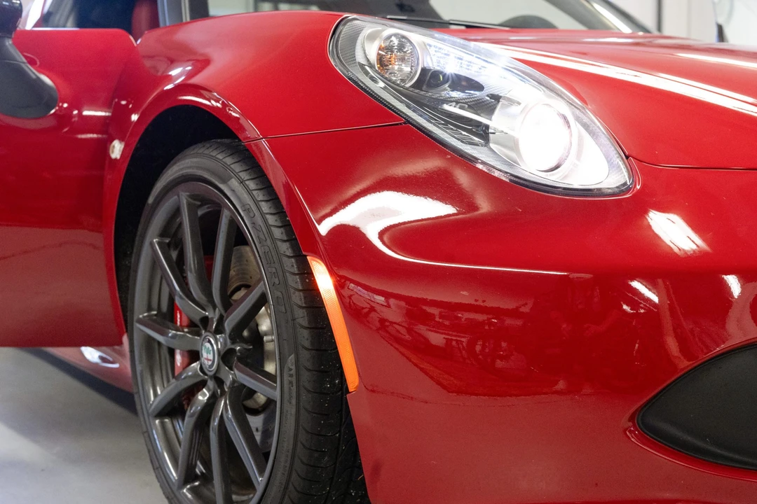 2017 Alfa Romeo 4C Coupe - Image 10 of 31