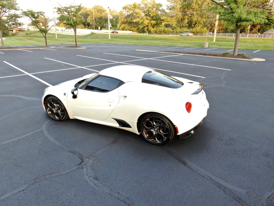2017 Alfa Romeo 4C Coupe - Image 31 of 31