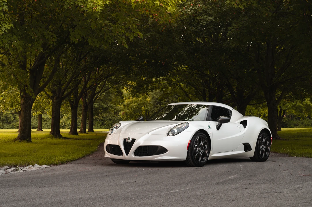 2017 Alfa Romeo 4C Coupe - Image 4 of 31