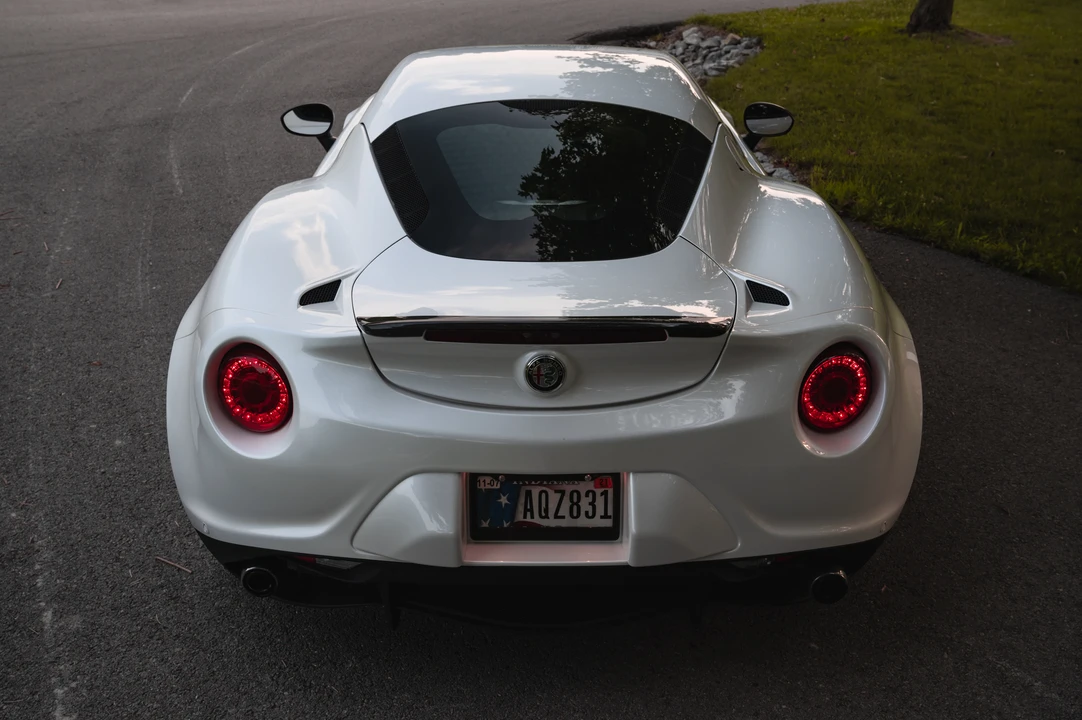 2017 Alfa Romeo 4C Coupe - Image 21 of 31