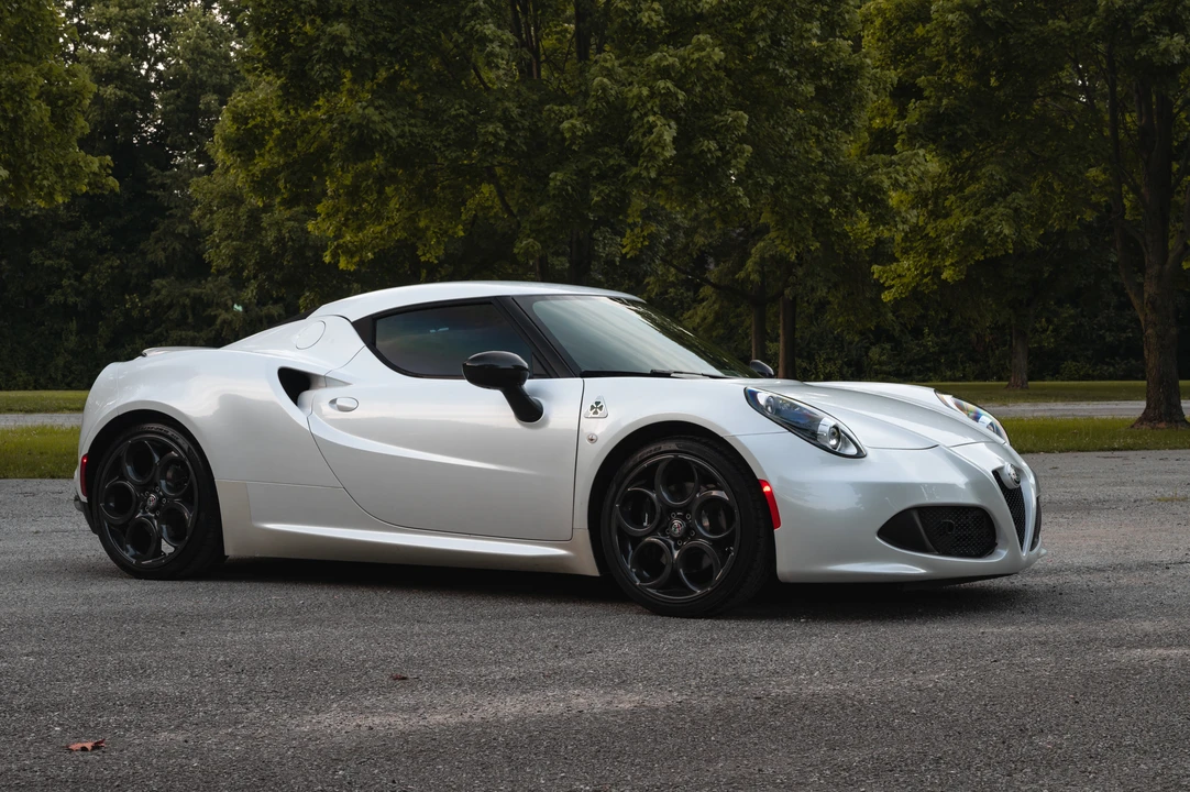 2017 Alfa Romeo 4C Coupe - Image 16 of 31