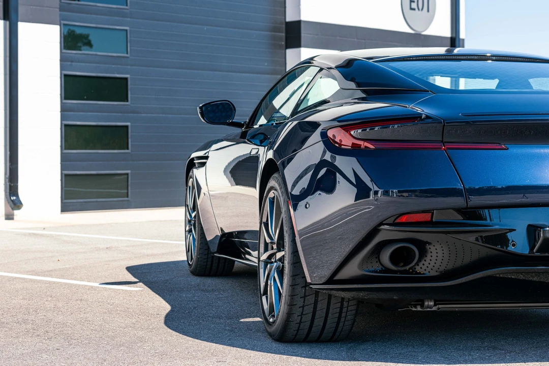 2017 Aston Martin DB11 V12 - Image 31 of 31