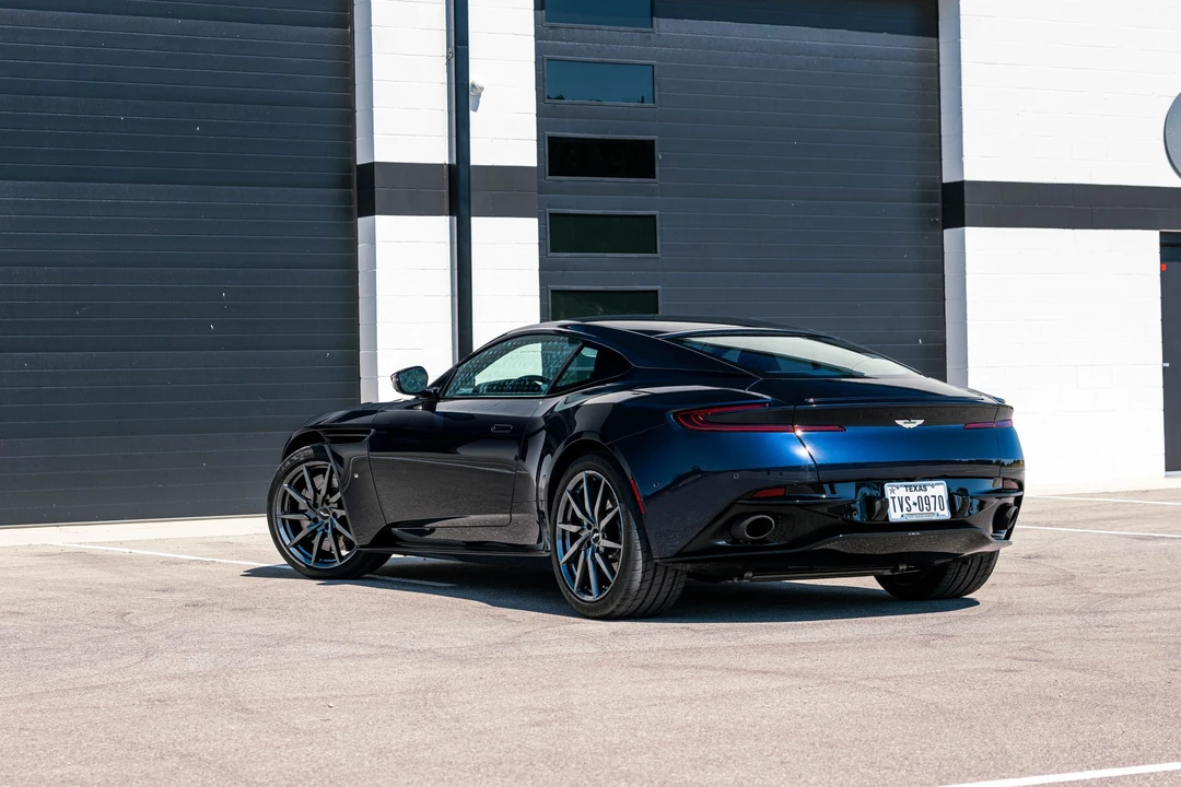 2017 Aston Martin DB11 V12 - Image 7 of 31