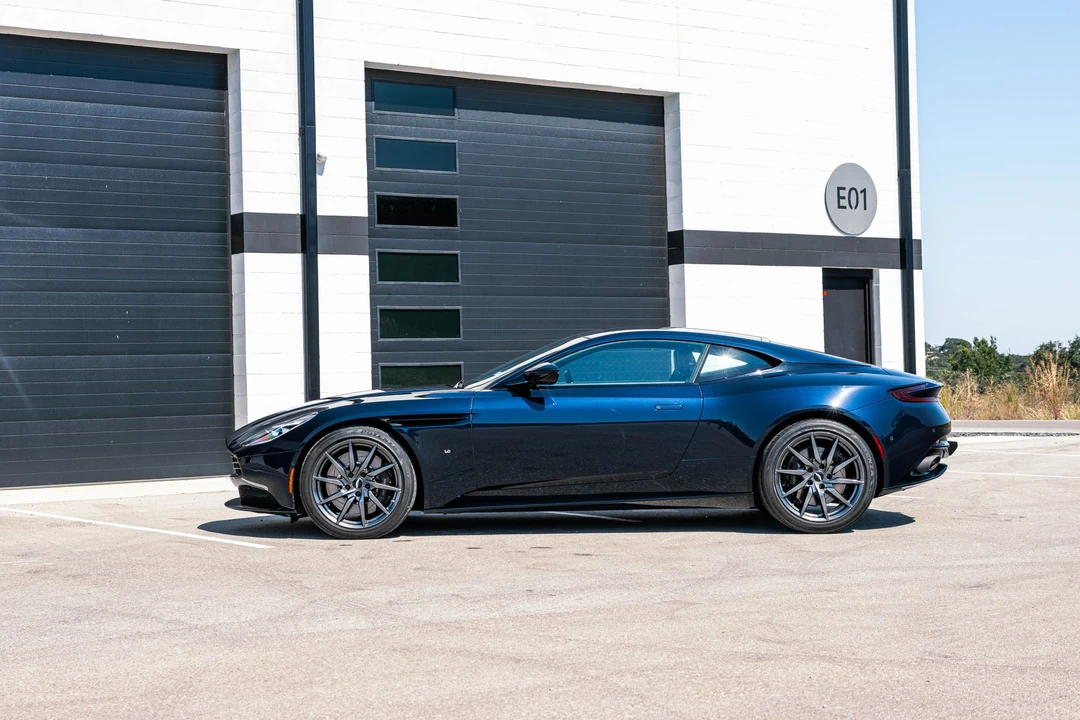 2017 Aston Martin DB11 V12 - Image 6 of 31