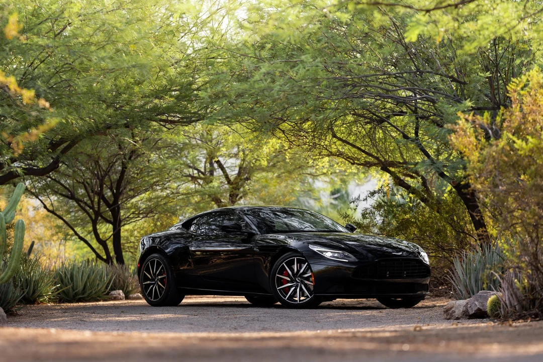 2018 Aston Martin DB11 - Image 7 of 31