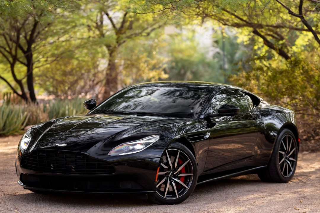 2018 Aston Martin DB11 - Image 2 of 31