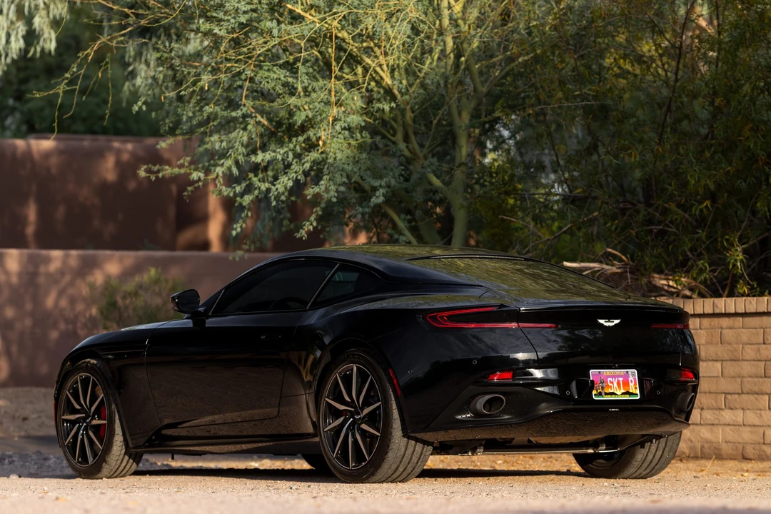 2018 Aston Martin DB11 - Image 16 of 31
