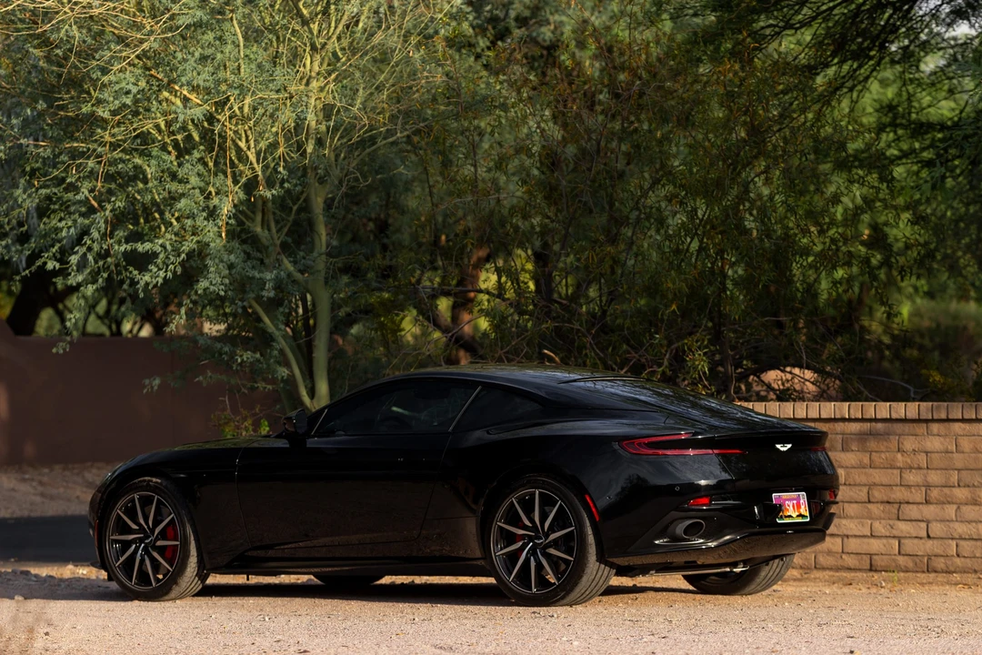 2018 Aston Martin DB11 - Image 15 of 31