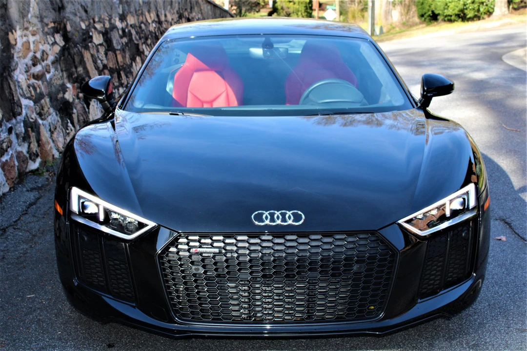 2018 Audi 4S R8 - Image 27 of 31