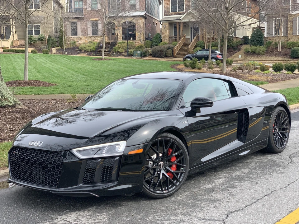 2018 Audi 4S R8 - Image 8 of 31