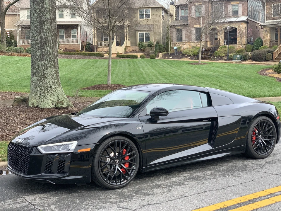 2018 Audi 4S R8 - Image 9 of 31