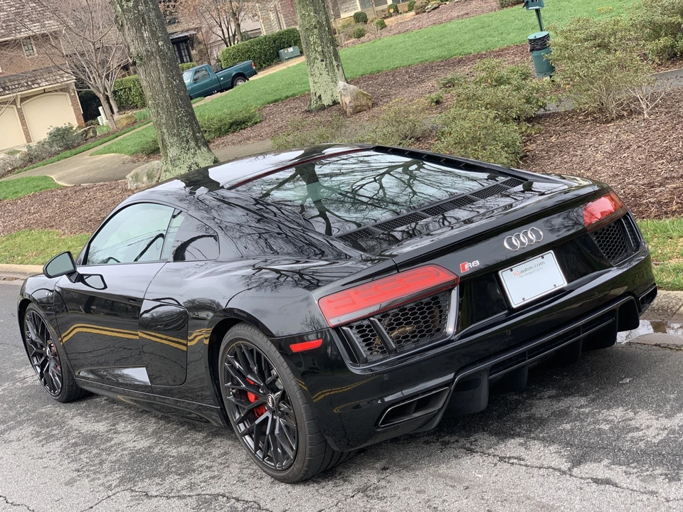 2018 Audi 4S R8 - Image 14 of 31