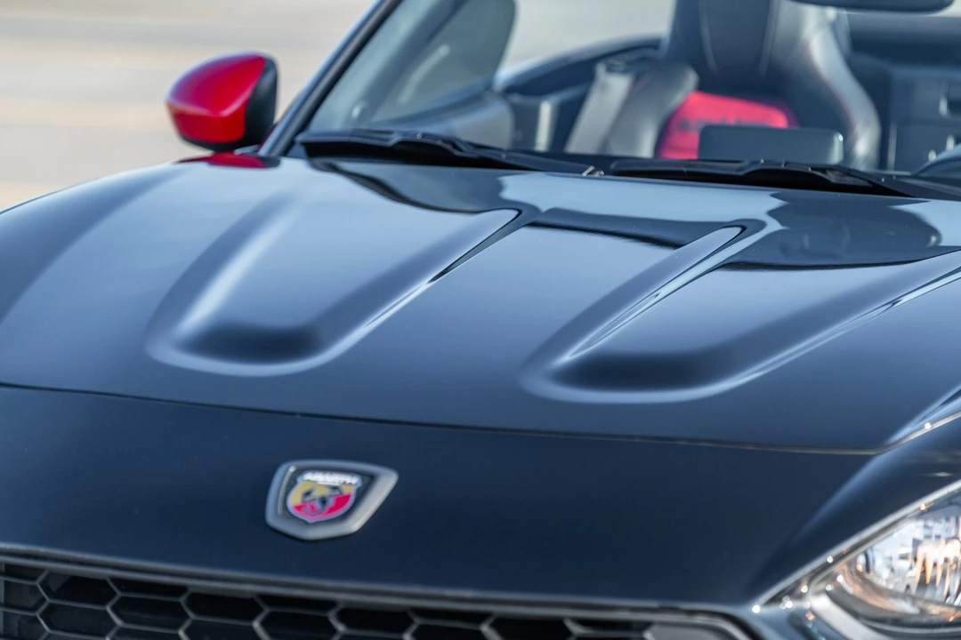 2019 Fiat 124 Spider - Image 23 of 31