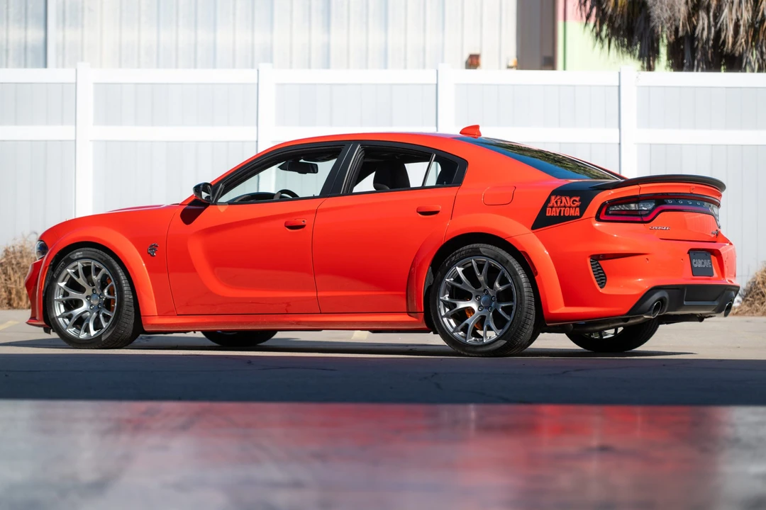 2023 Dodge Charger SRT Hellcat 7th Gen - Image 9 of 31