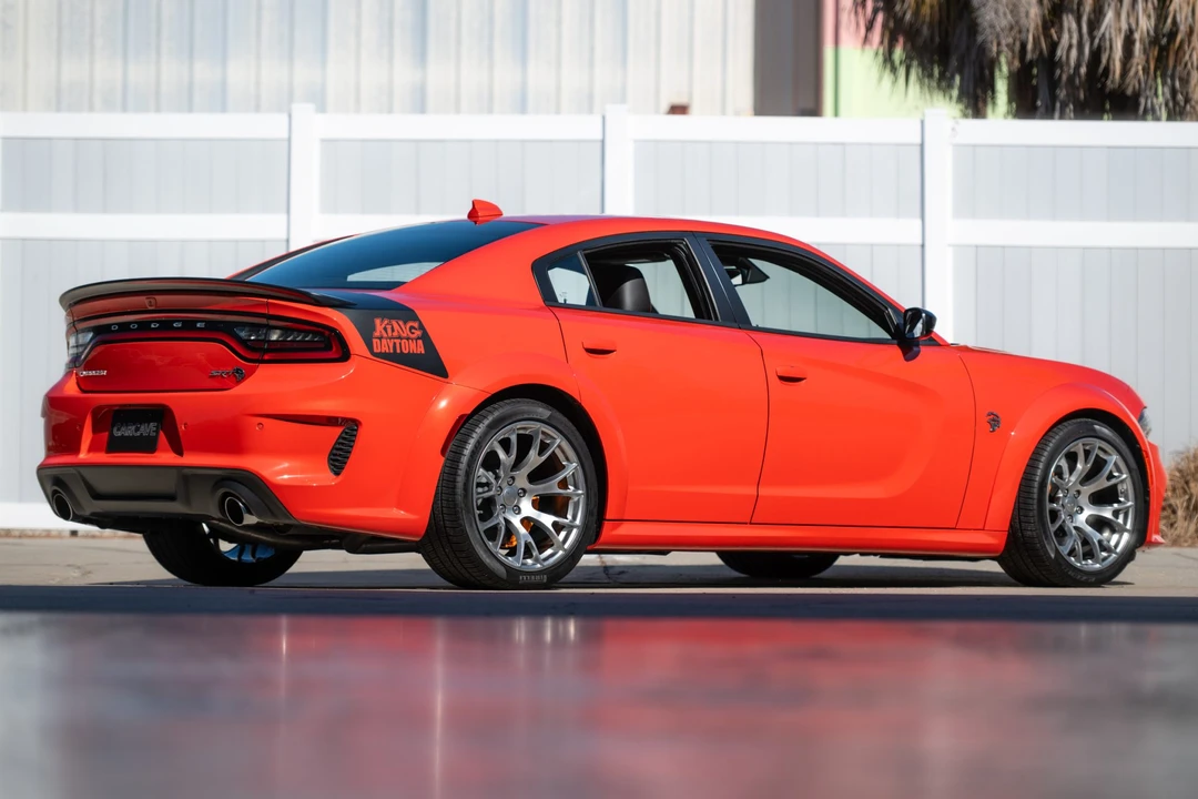 2023 Dodge Charger SRT Hellcat 7th Gen - Image 13 of 31