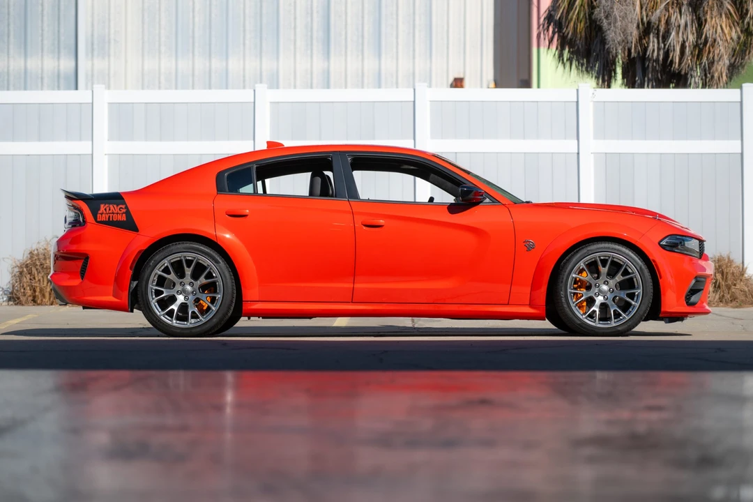 2023 Dodge Charger SRT Hellcat 7th Gen - Image 15 of 31