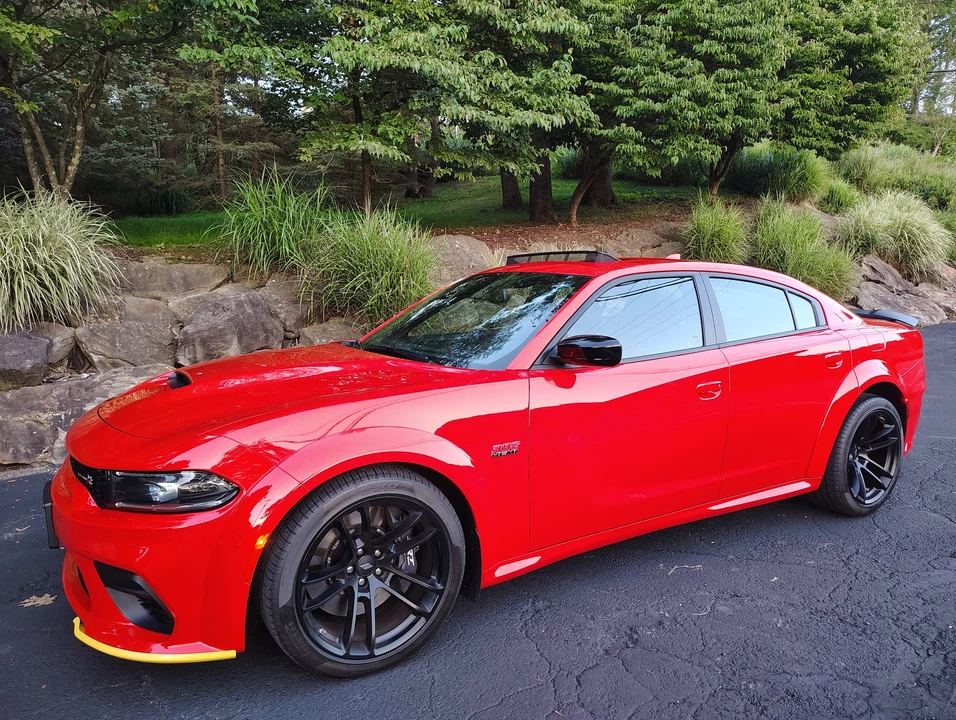 2023 Dodge Charger SRT & 392 7th Gen - Image 16 of 31